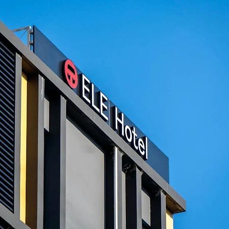 Ele Hotel Kuzuha Hirakata Zewnętrze zdjęcie